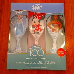 Disney Wet Hair Brushes